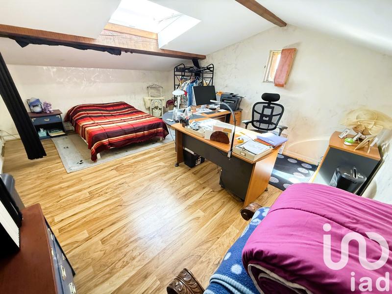 Maison - 176 m² - 9 pièces