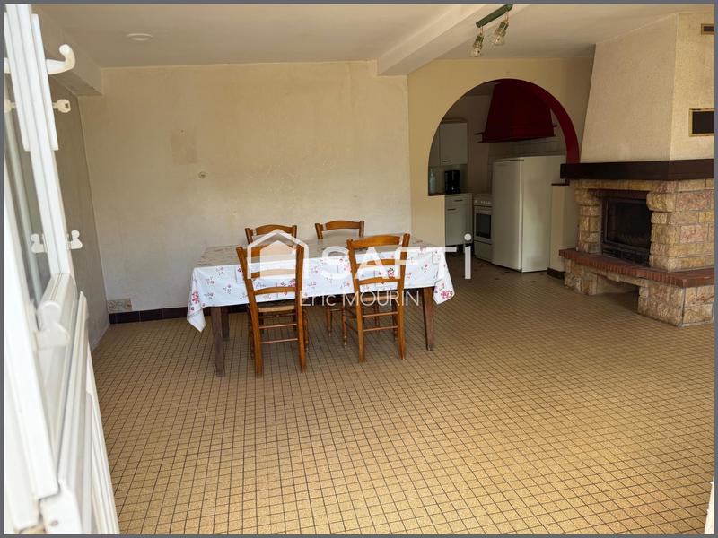 Maison - 90 m² - 5 pièces