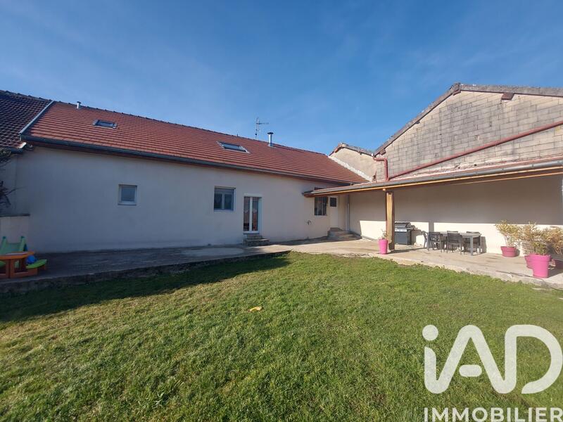 Maison - 150 m² - 5 pièces