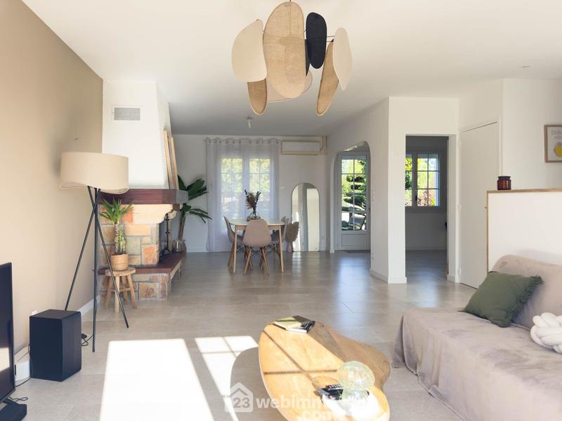 Maison - 88 m² - 4 pièces