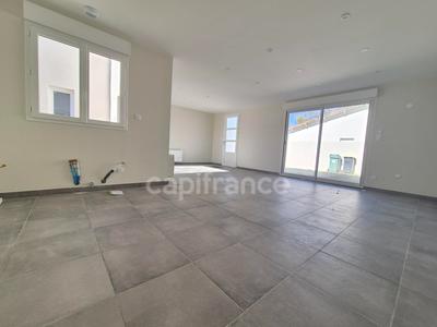 Maison - 75 m² - 4 pièces