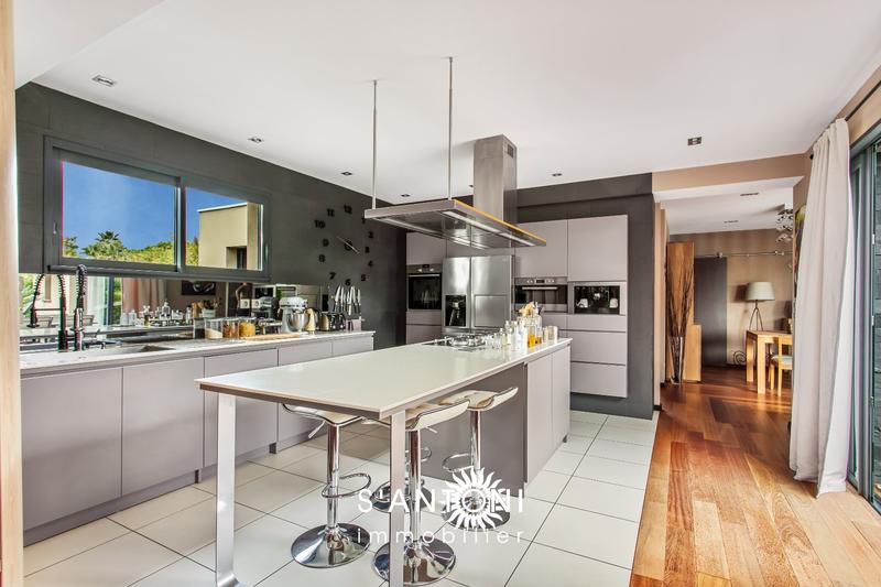 Maison d'architecte - 181 m² - 6 pièces