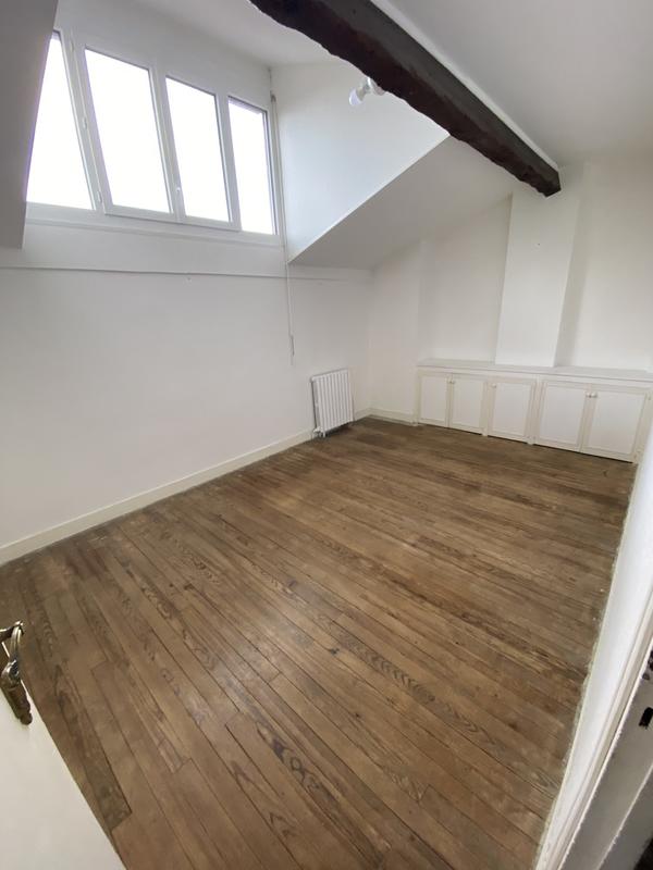 Appartement - 92 m² - 4 pièces