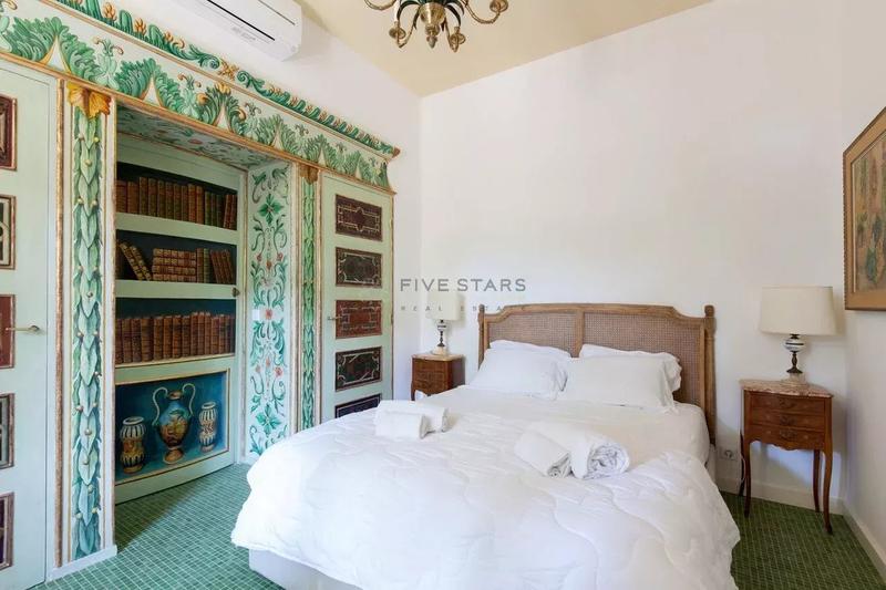 Appartement - 150 m² - 5 pièces