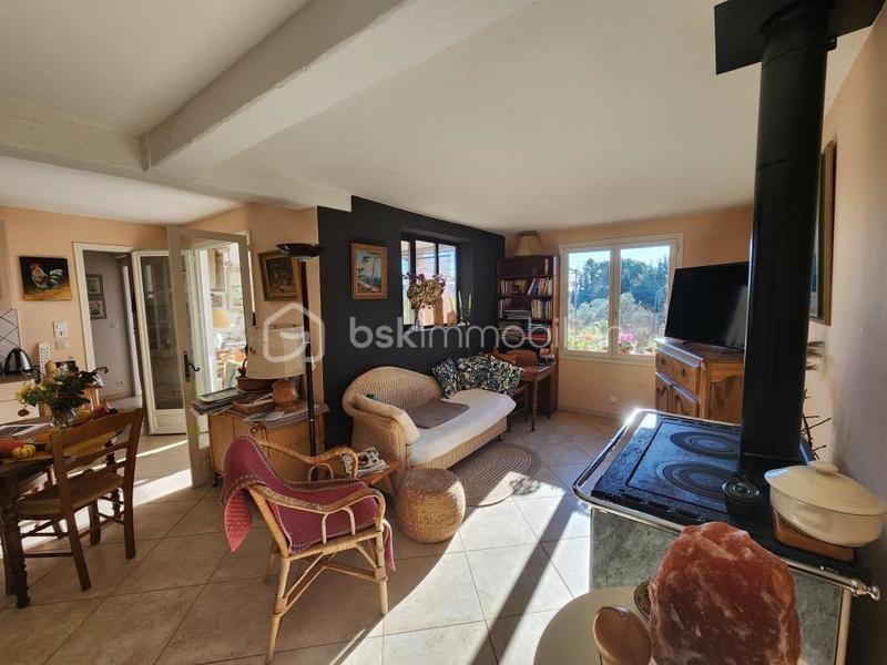 Maison - 140 m² - 5 pièces