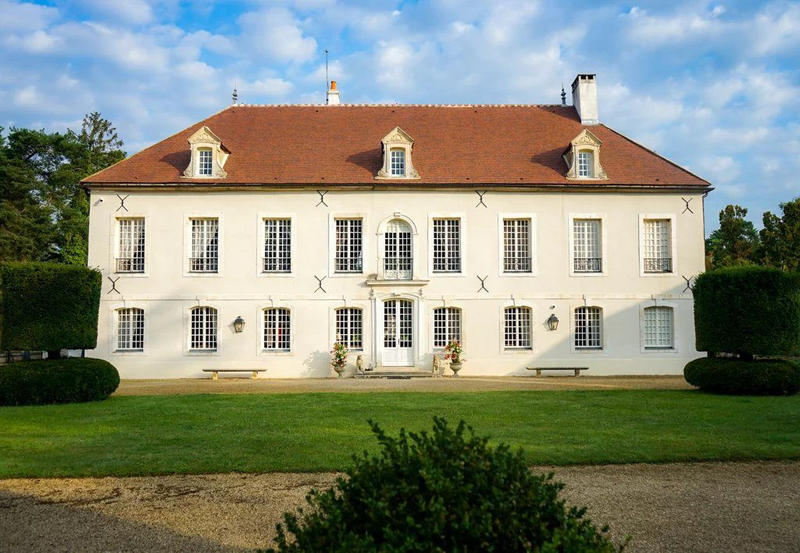 Château - 1 242 m² - 20 pièces