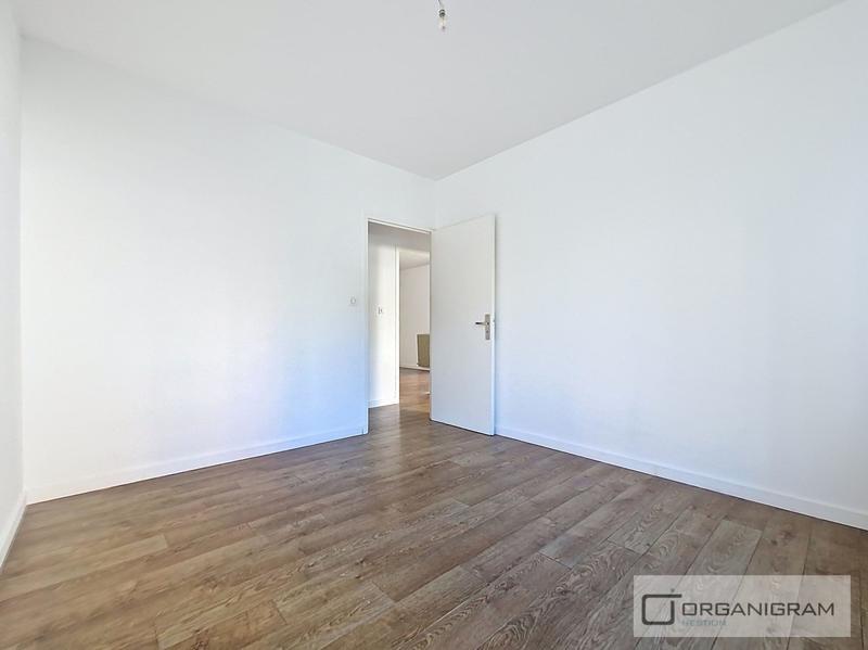 Appartement - 97 m² - 4 pièces