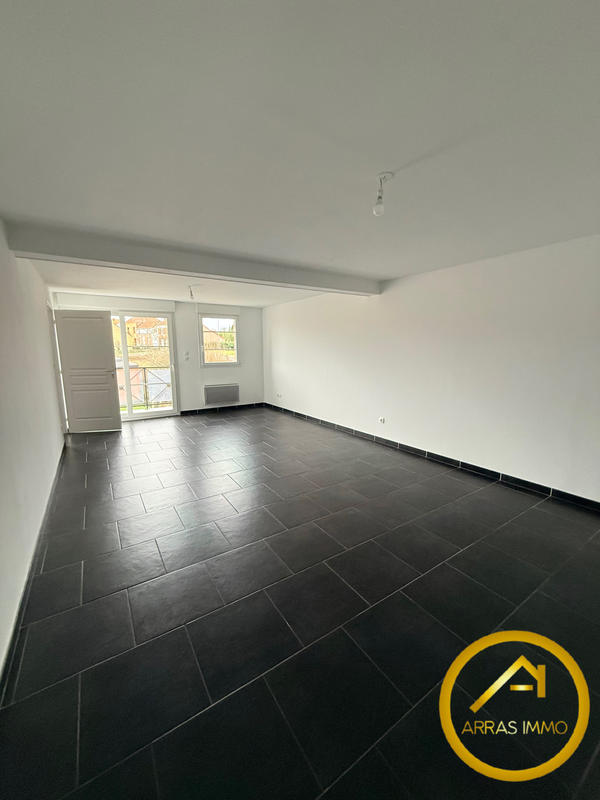 Appartement - 90 m² - 3 pièces
