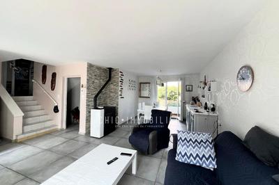Maison - 84 m² - 4 pièces