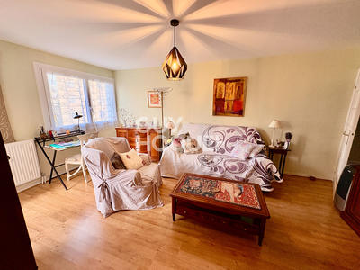 Appartement - 80 m² - 3 pièces