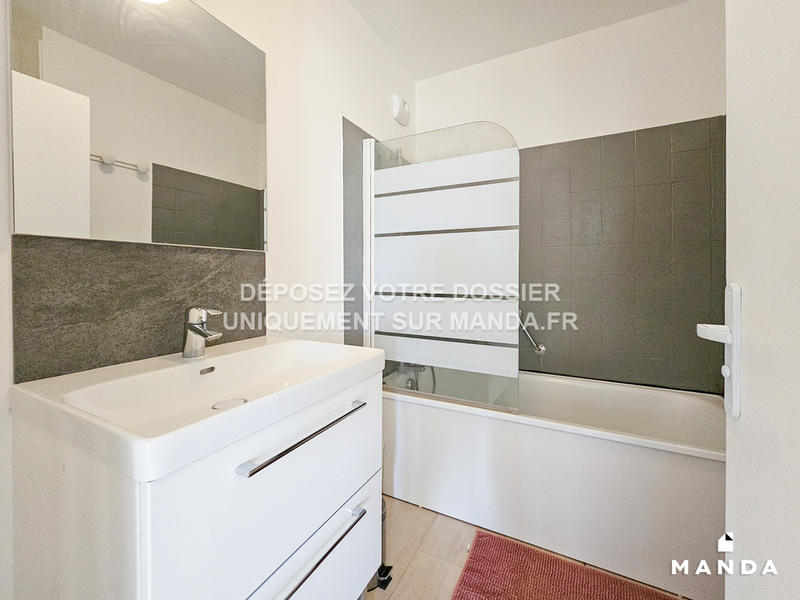 Chambre - 10 m² - 4 pièces