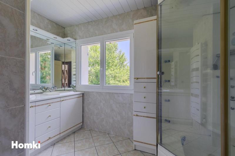 Maison - 140 m² - 6 pièces