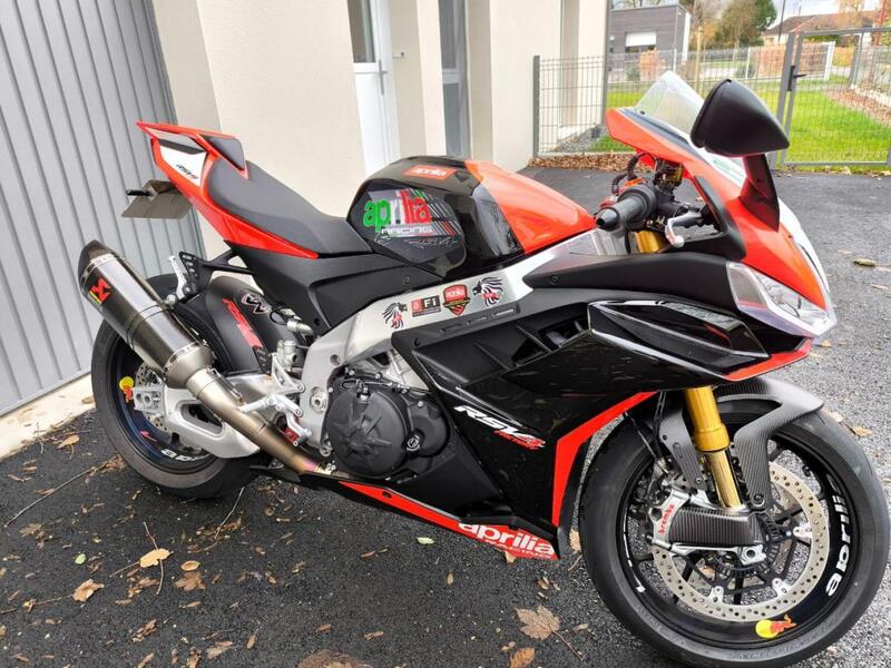 Aprilia Rsv4