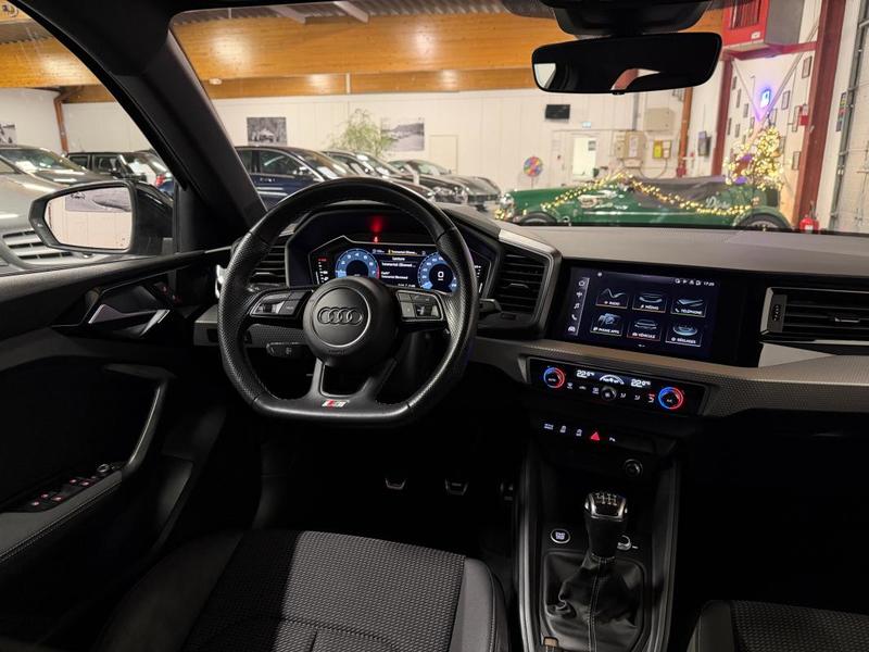 Audi A1 Sportback 30tfsi s-Line - 36400Kms