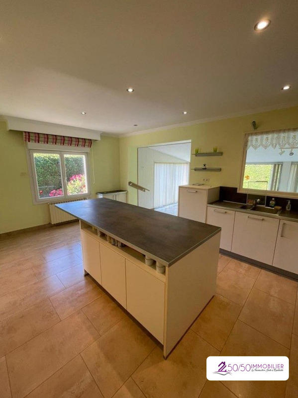 Maison - 170 m² - 7 pièces