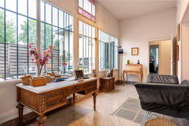 Appartement - 213 m² - 8 pièces