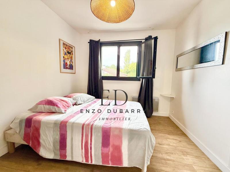 Maison - 174 m² - 7 pièces