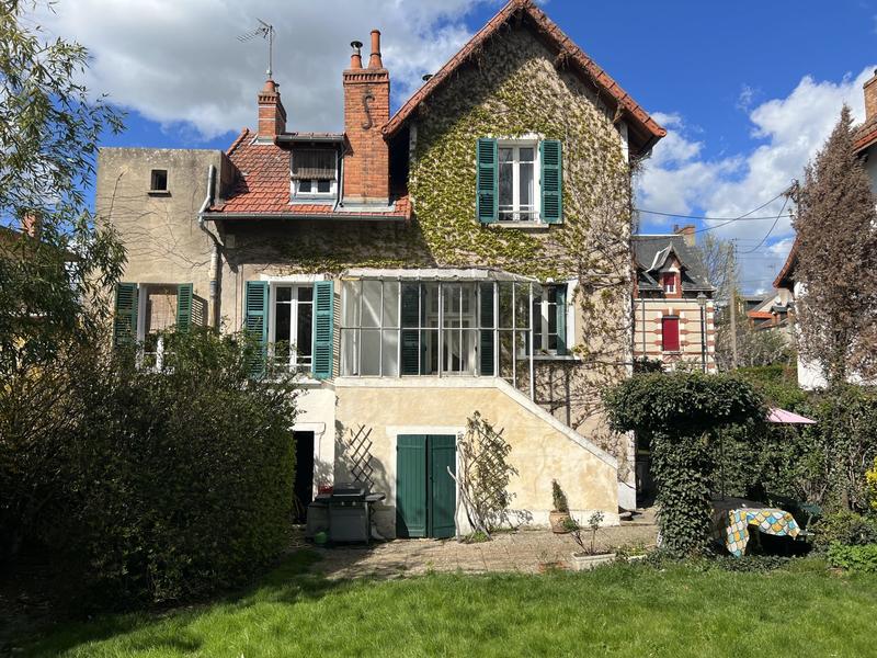 Maison - 160 m² - 4 pièces