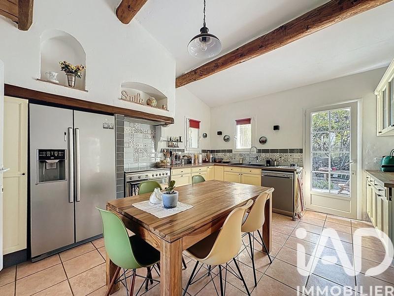 Maison - 216 m² - 6 pièces