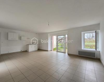 Appartement - 152 m² - 8 pièces