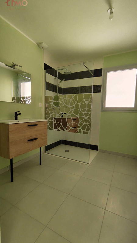 Maison - 85 m² - 5 pièces