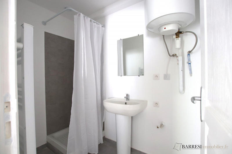 Maison traditionnelle - 84 m² - 3 pièces