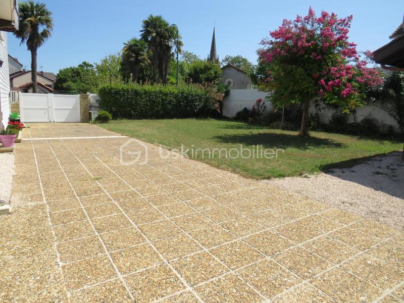 Maison - 141 m² - 7 pièces