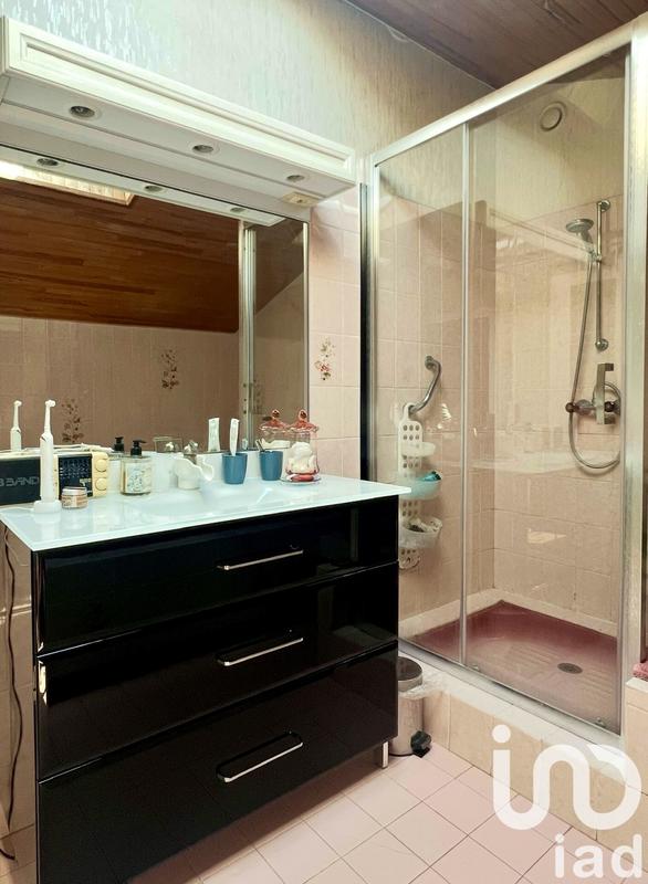 Maison - 147 m² - 6 pièces