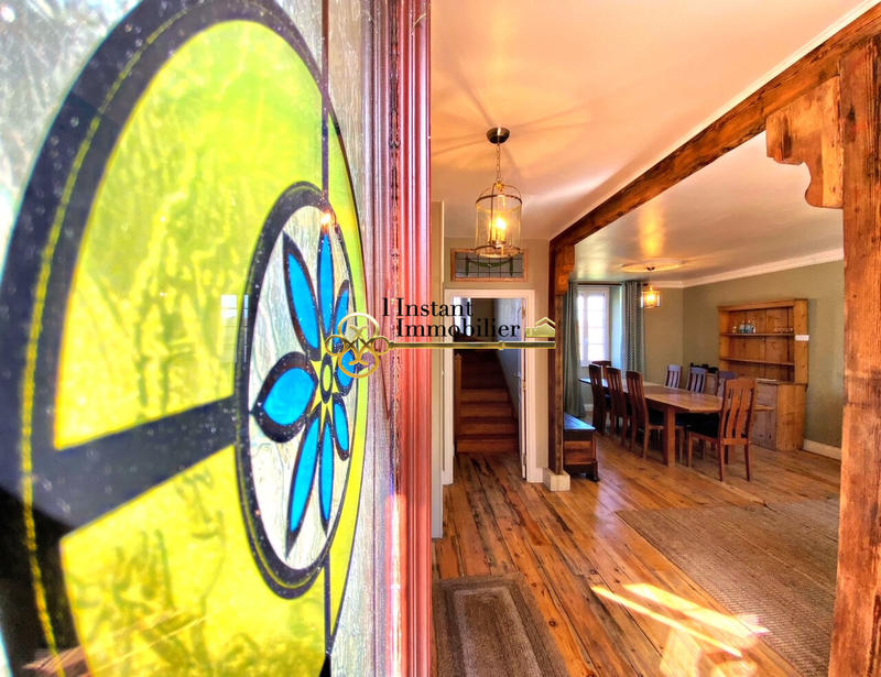 Maison - 185 m² - 11 pièces