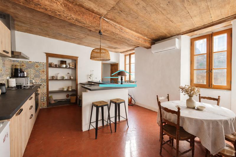 Appartement - 202 m² - 8 pièces