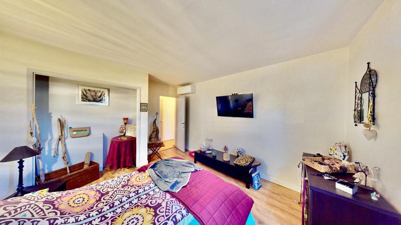 Maison - 197 m² - 7 pièces