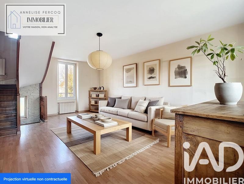 Maison - 101 m² - 5 pièces