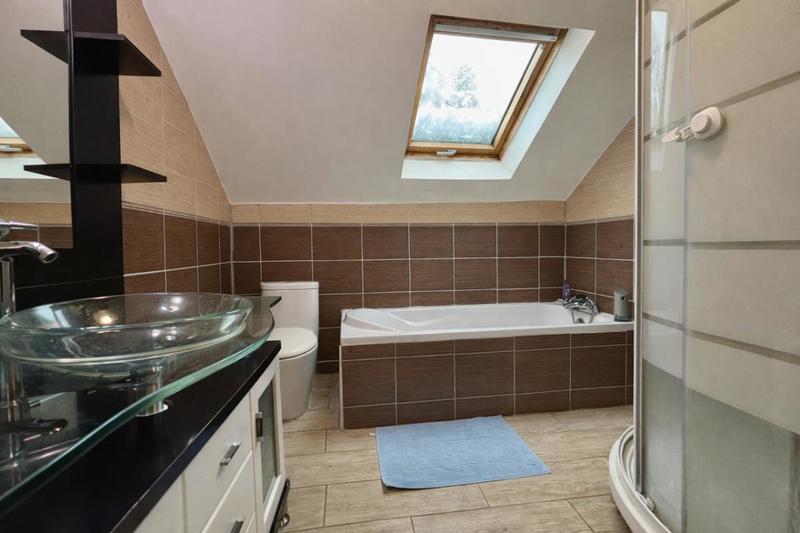 Maison - 123 m² - 5 pièces