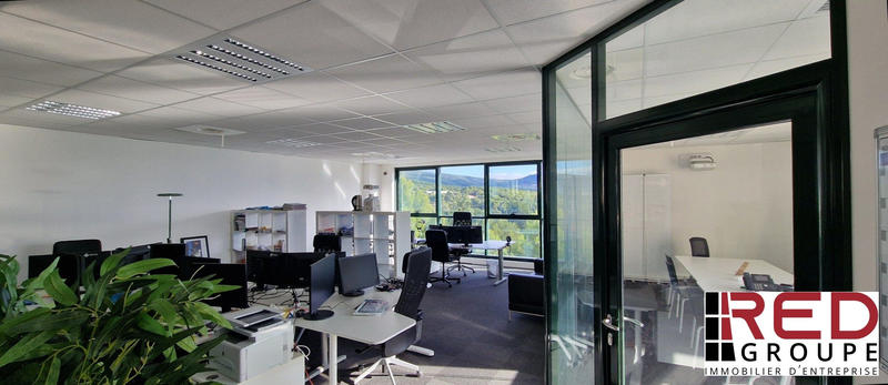 Bureau - 213 m²