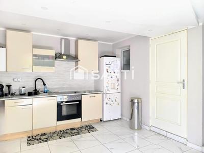 Maison - 178 m² - 9 pièces