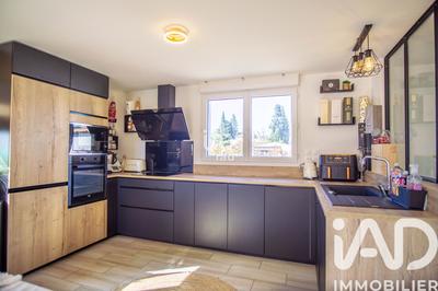 Maison - 88 m² - 3 pièces