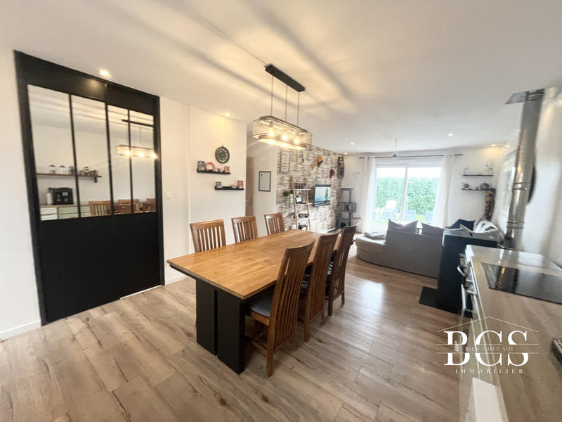 Maison - 77 m² - 6 pièces