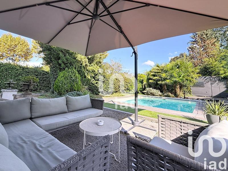 Maison de ville - 207 m² - 6 pièces