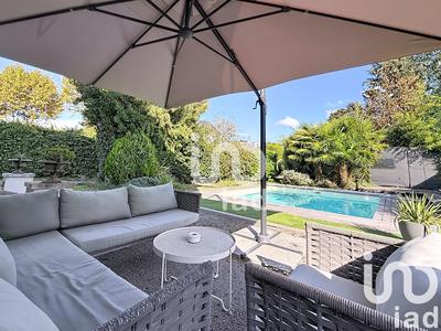 Maison de ville - 207 m² - 6 pièces