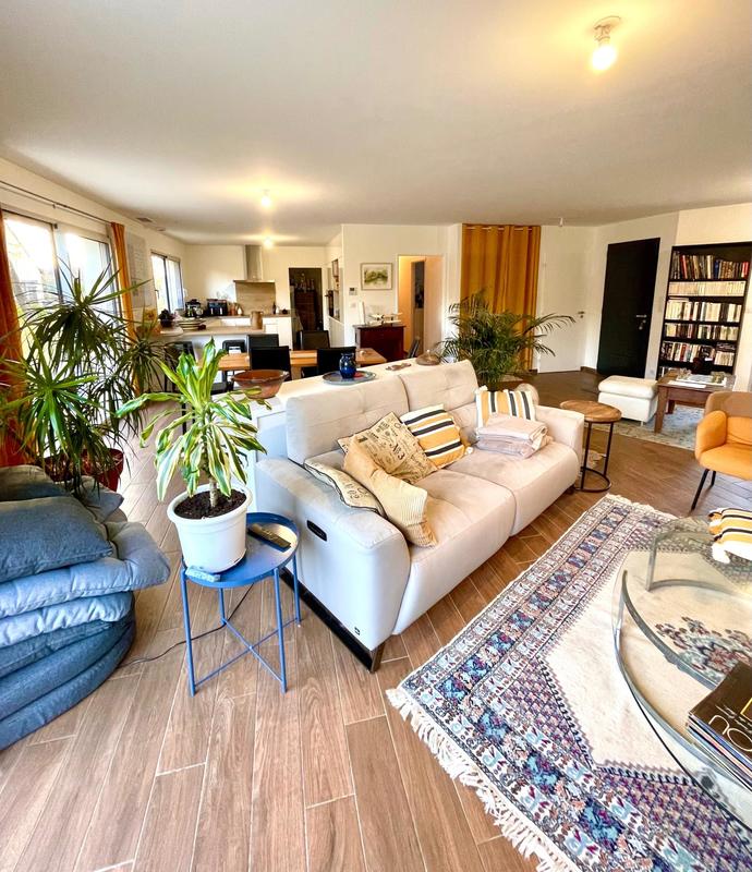 Maison - 145 m² - 6 pièces