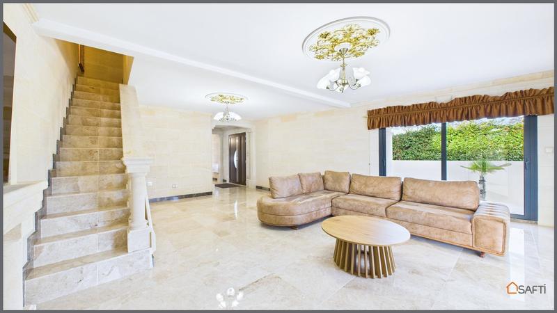 Maison - 101 m² - 6 pièces