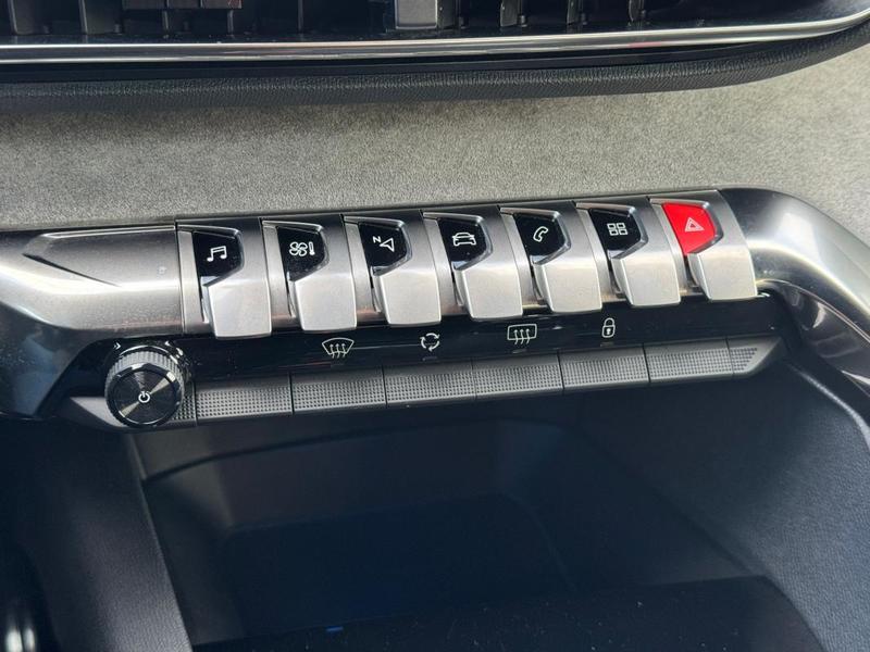 Peugeot 3008 PureTech 130ch s&amp;S Bvm6 Gt