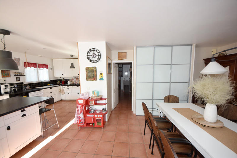 Maison - 161 m² - 7 pièces