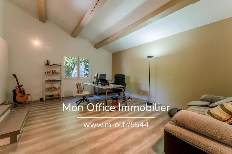 Villa - 310 m² - 5 pièces