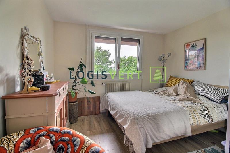 Appartement - 141 m² - 7 pièces