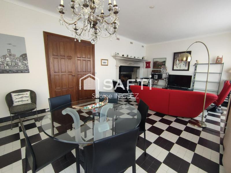 Maison - 169 m² - 7 pièces