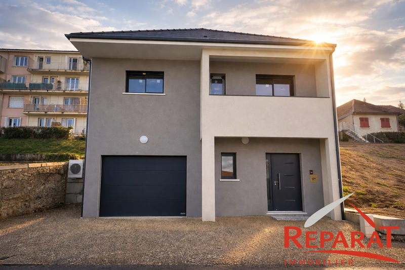 Maison - 108 m² - 5 pièces