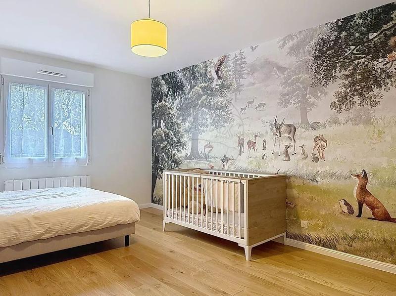 Maison - 220 m² - 7 pièces