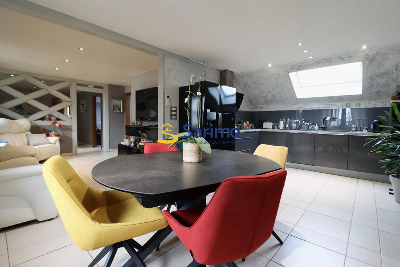 Duplex - 90 m² - 4 pièces