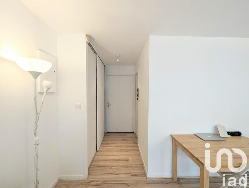 Studio - 25 m² - 1 pièce